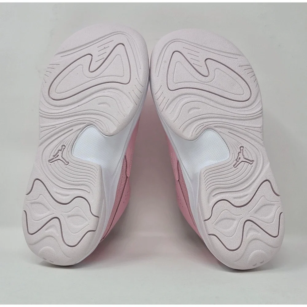 Jordan Max Aura 7 GS Med Soft Pink White Pearl Pink HQ2089-601 Kids Size 6Y